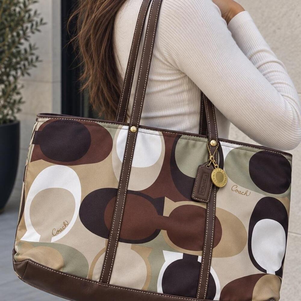 Coach large tote bag with